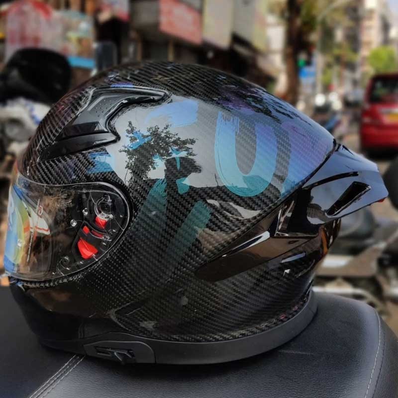 Axor Apex Glossy Carbon Fiber Solid Black Helmet