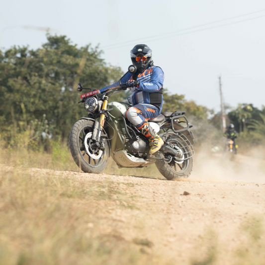 Hyperrider Saddle Stay for Triumph Speed 400