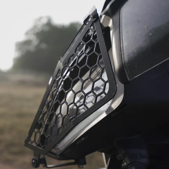 MOTOURENN KTM ADVENTURE 390 HEADLIGHT GRILL (INVERTED MAZE) - AH Helmets