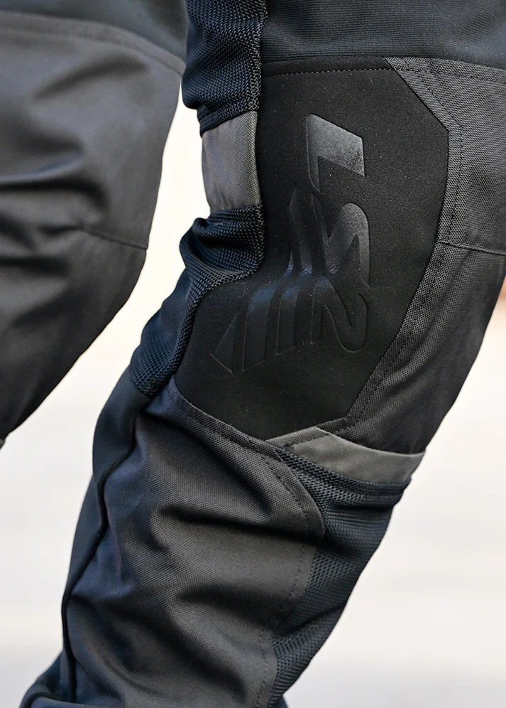 LS2 COMO AIR - CE CLASS A CERTIFIED PANT - BLACK DARK GREY
