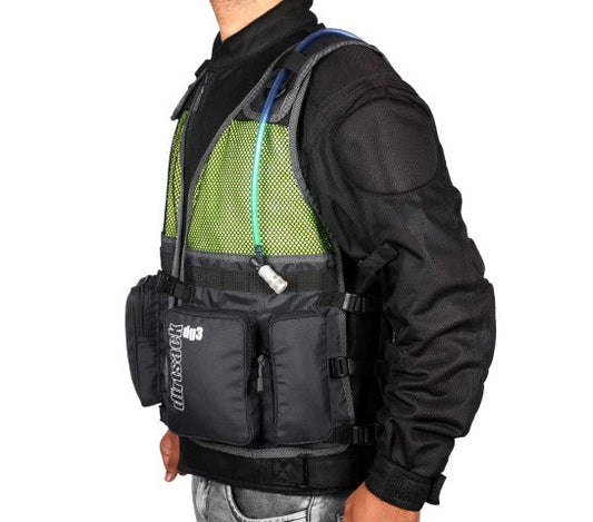 DG 3 – Multi Utility Hydration Vest - Dirtsack