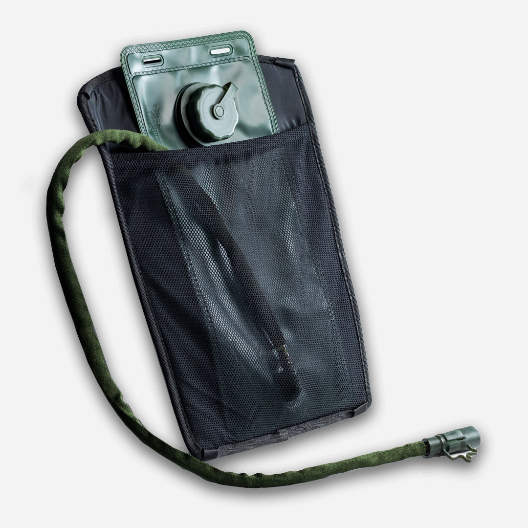 CARBONADO GT3 BACKPACK HYDRATION BLADDER HOLDER - AH Helmets