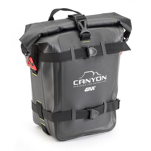 GIVI CARGO MULTIFUNCTIONAL - CRASH BAR DRY BAG CANYON-8 LTR (GRT 722)