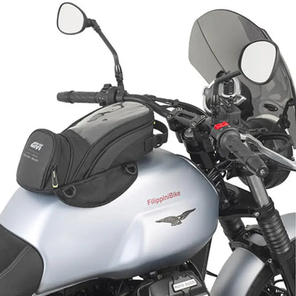 Givi Universal Tank Bag With  Magnets- 6 LTR ( EA1388)