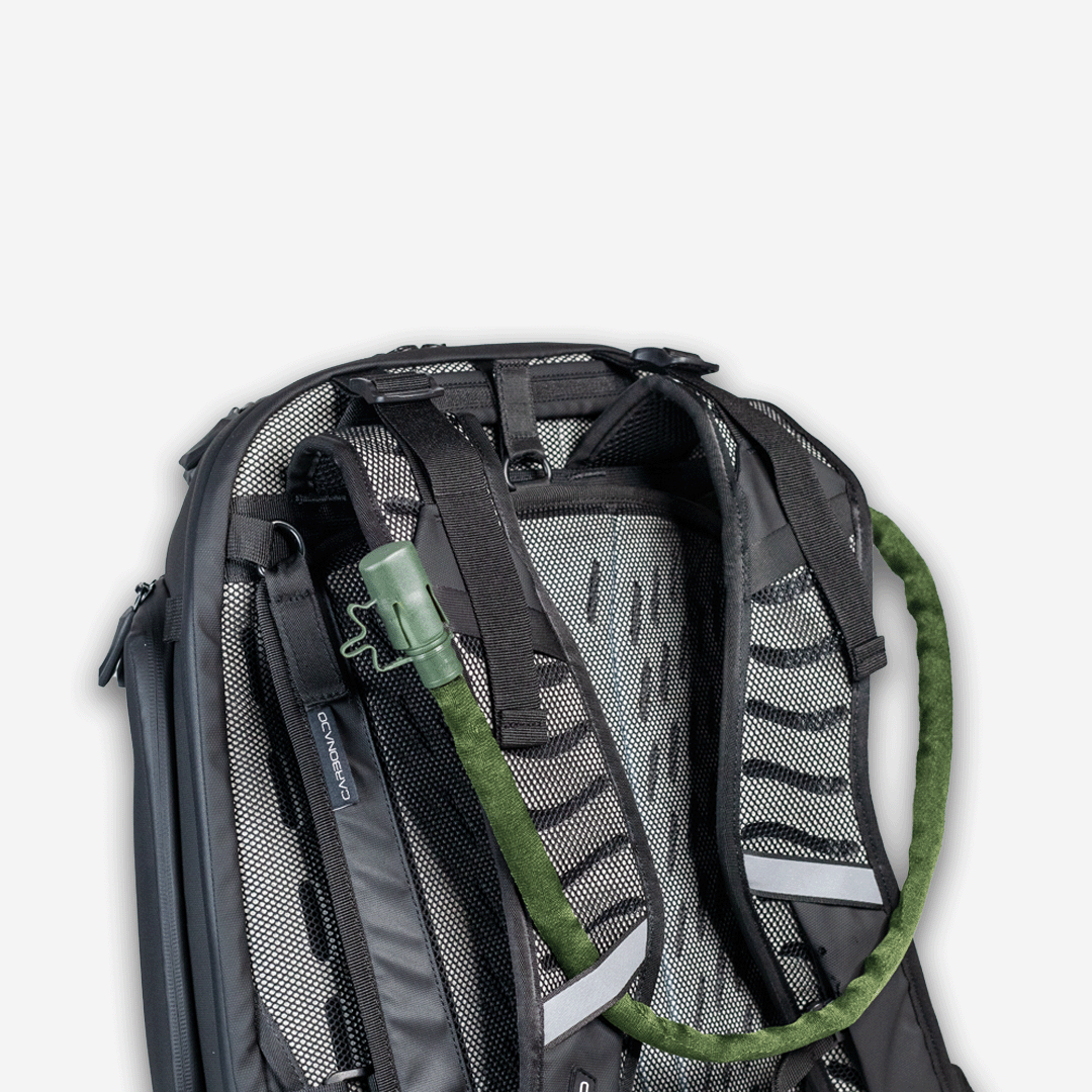 CARBONADO GT3 BACKPACK HYDRATION BLADDER HOLDER - AH Helmets